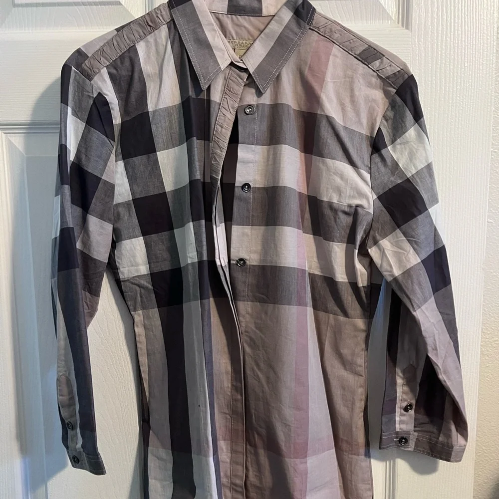 Burberry classic check button down shirt. Size XL.